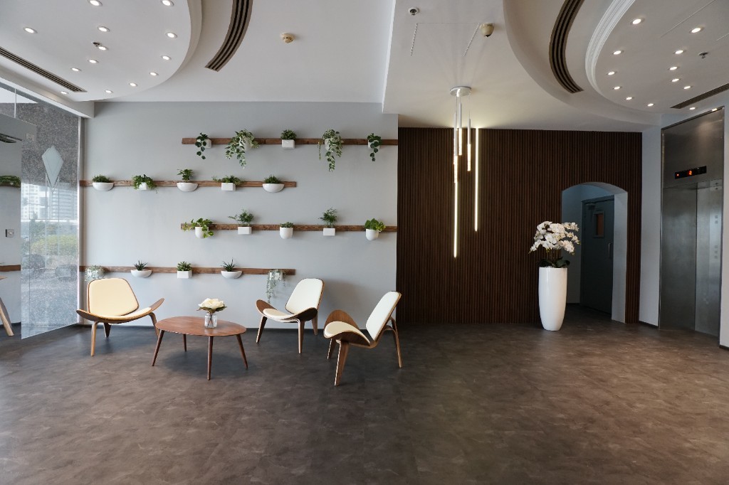Diamond 5 refurbished entrance lounge